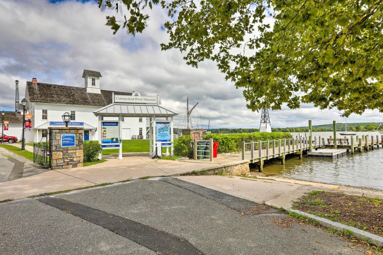 Downtown Essex Apartment - Steps To River! Exterior foto